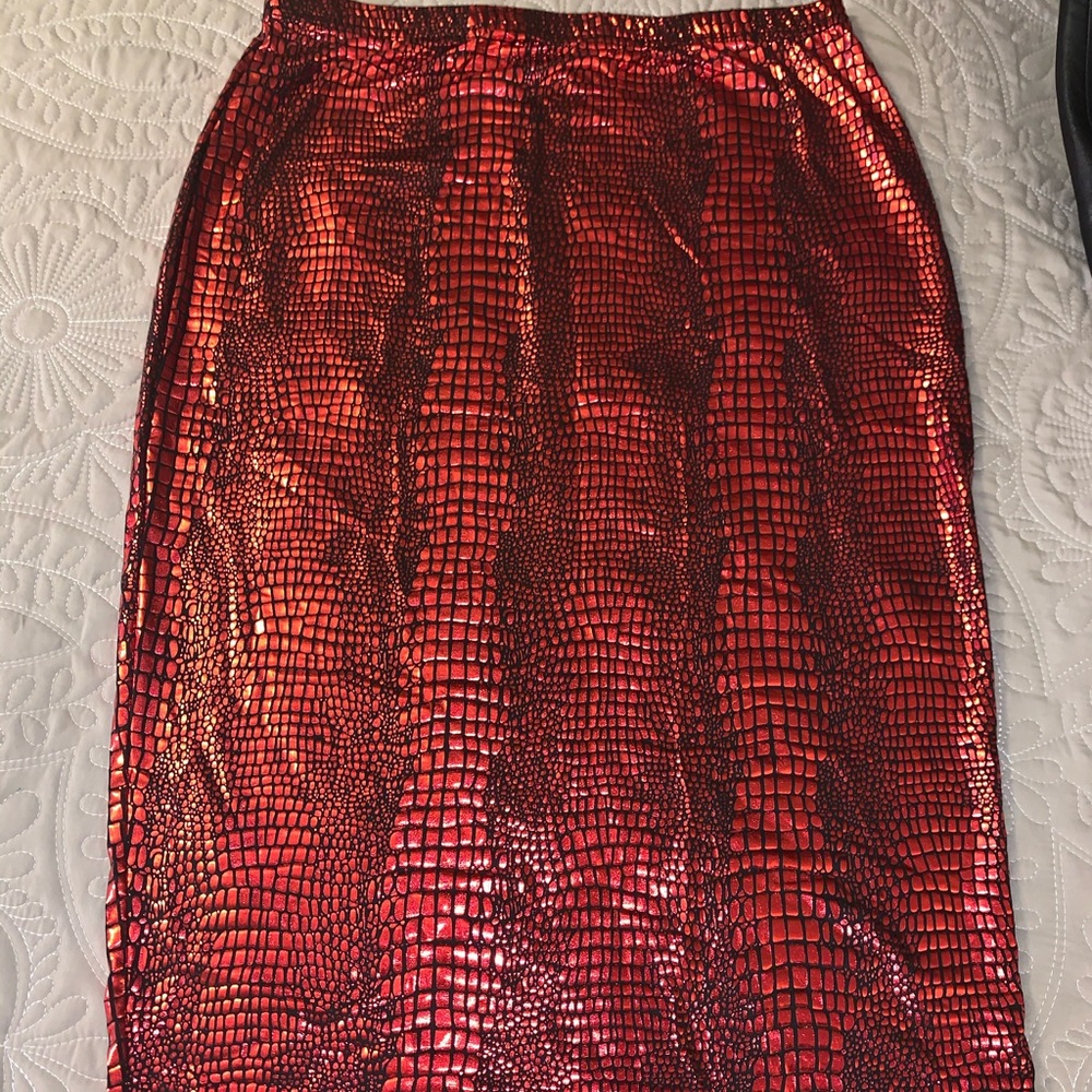 SHEIN Midi Snake Skin Pencil Skirt